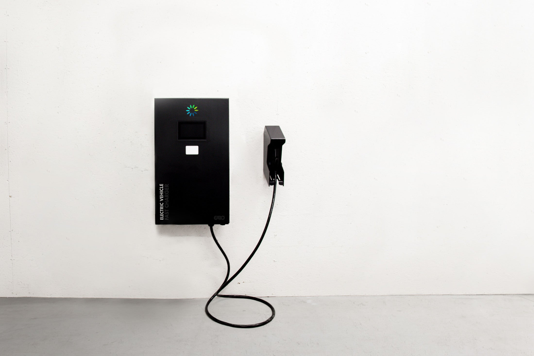 GARO launches new compact fast charger