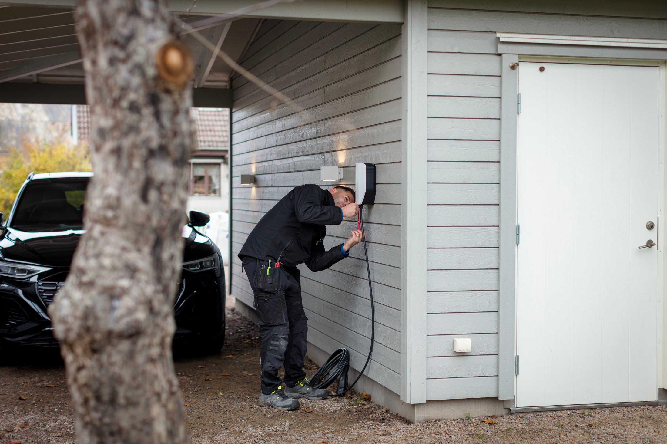How to install a wallbox at home